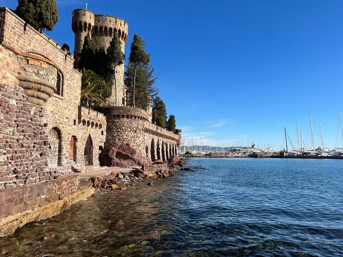 Appartement 33 M2 Comme Une Junior Suite - Vue Port Et Palais Des Festivals Cannes
